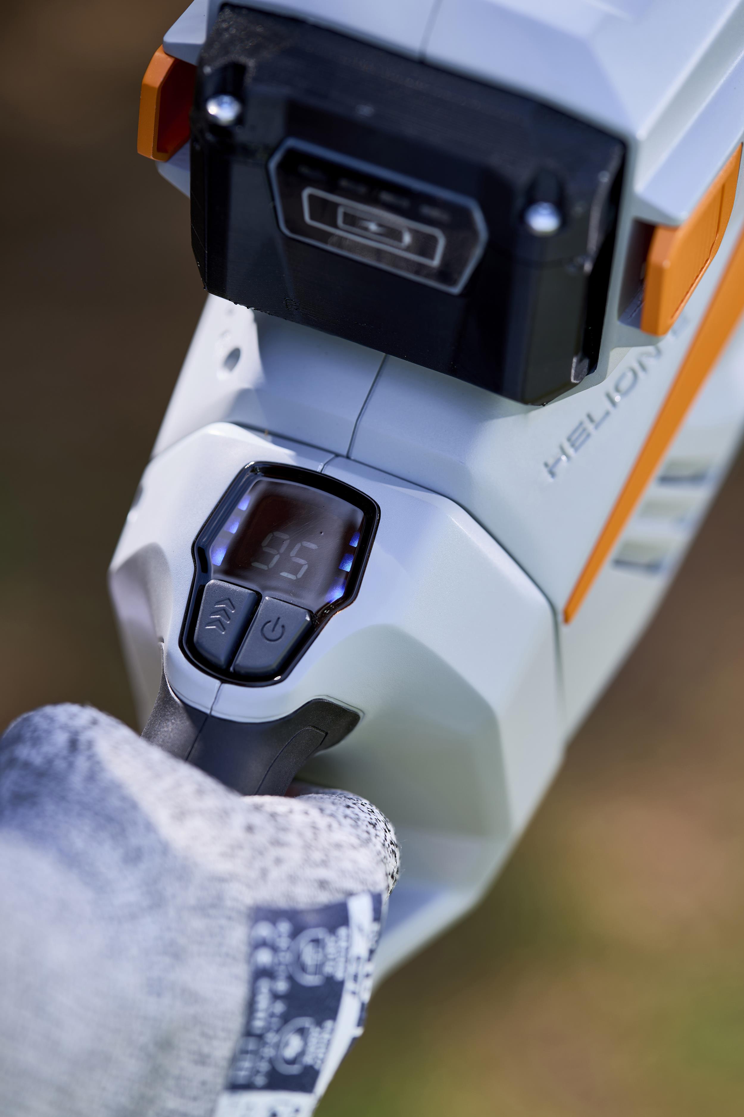 PELLENC HELION E Taille-haies ESSENTIAL avec lamier 64cm