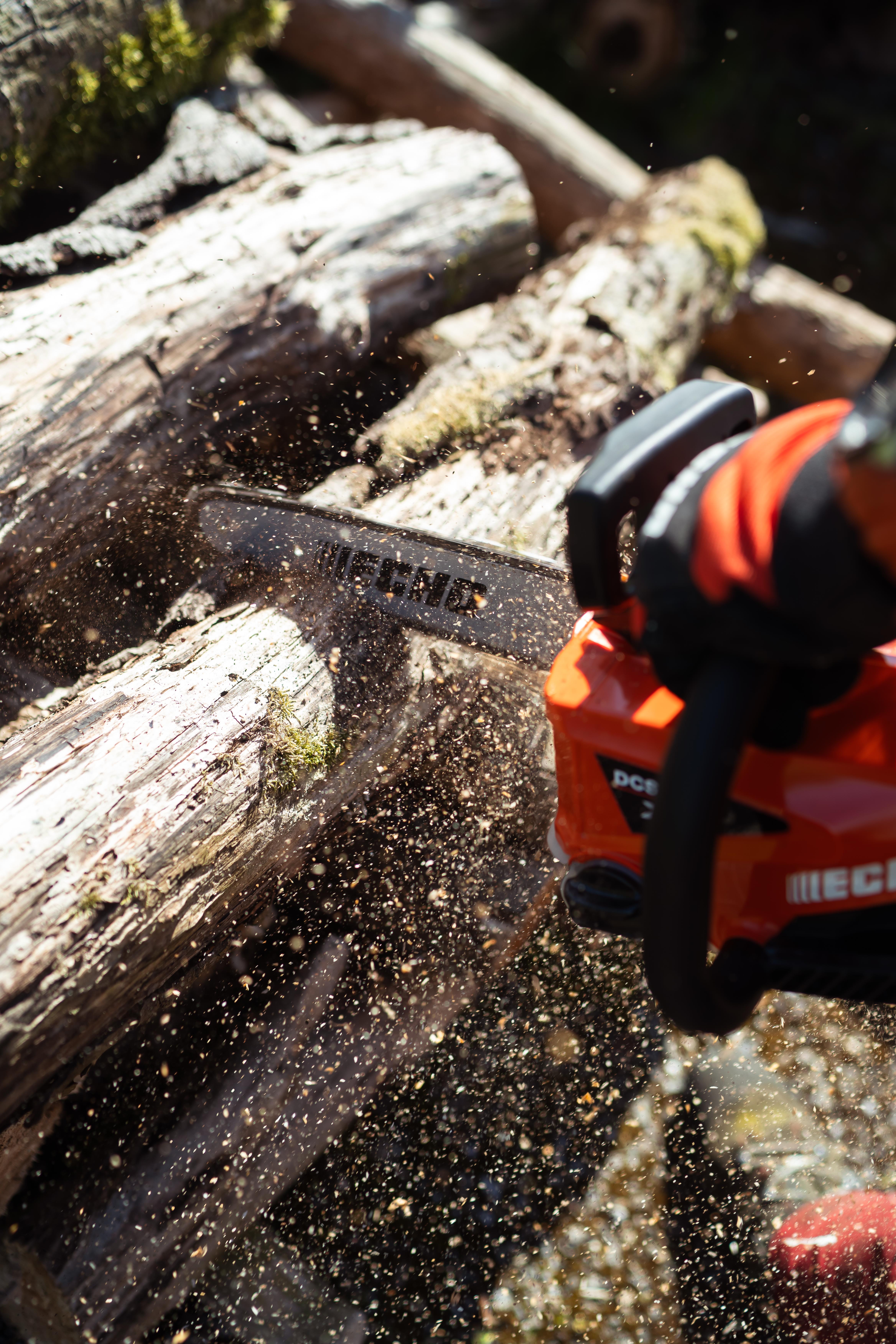 ECHO DCS-2500W Akku-Motorsäge 50.4V, 30cm Schwert 0.325