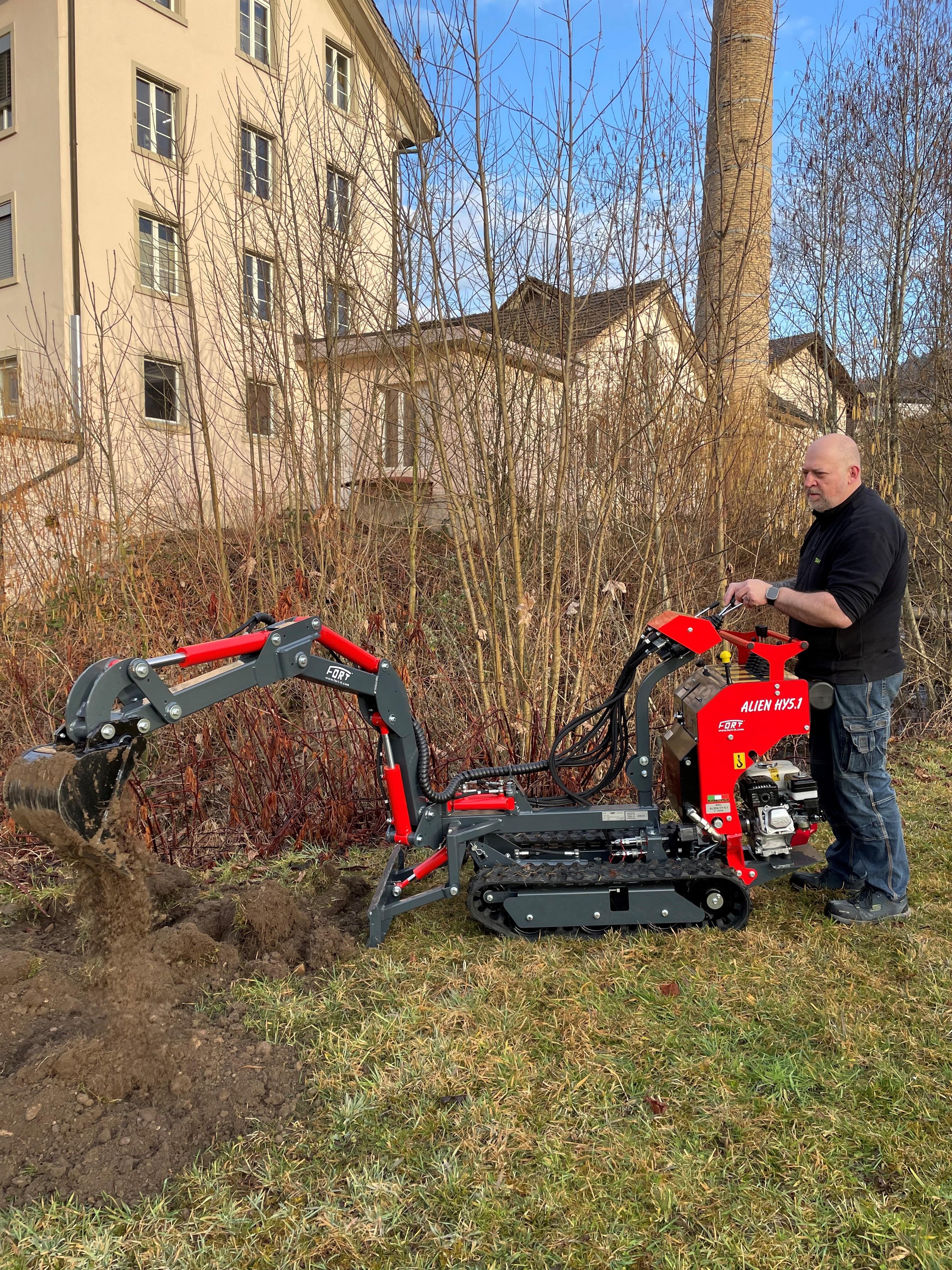 FORT Excavateur sans benne, profondeur de travail 100 cm ALIEN HY 6.5.1