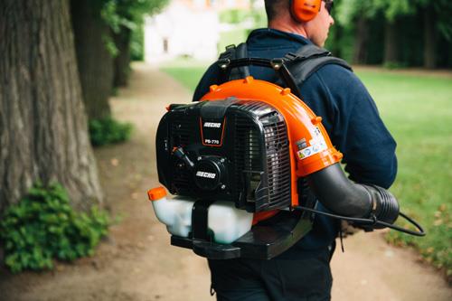 ECHO PB-770 Rückentragbarer Bläser 63.3cm³ inkl. Rohr gebogen 8°