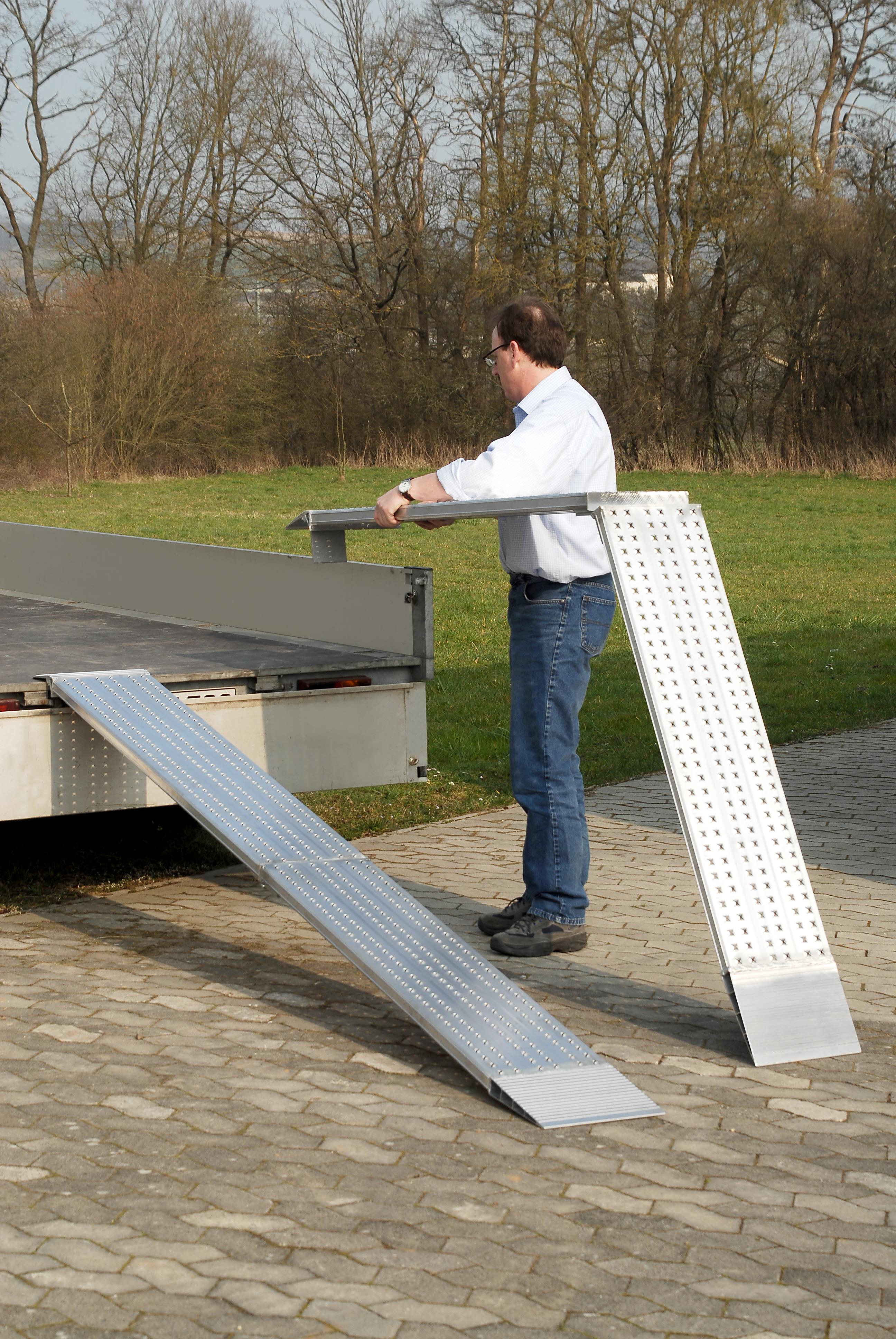 Rampes de chargement alu pliable AOS-F